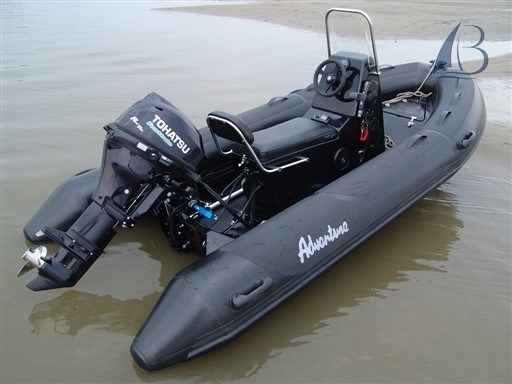 Motorboot Adventure Boats Vesta 380