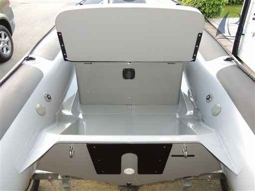 Motorboot Adventure Boats Vesta 380