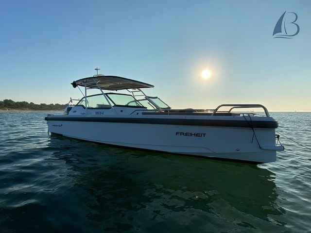 Motorboot Axopar 24 T-top 150h- Trailer