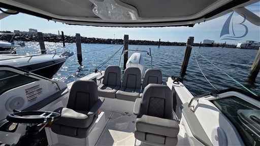Motorboot Axopar 24 T-top 150h- Trailer
