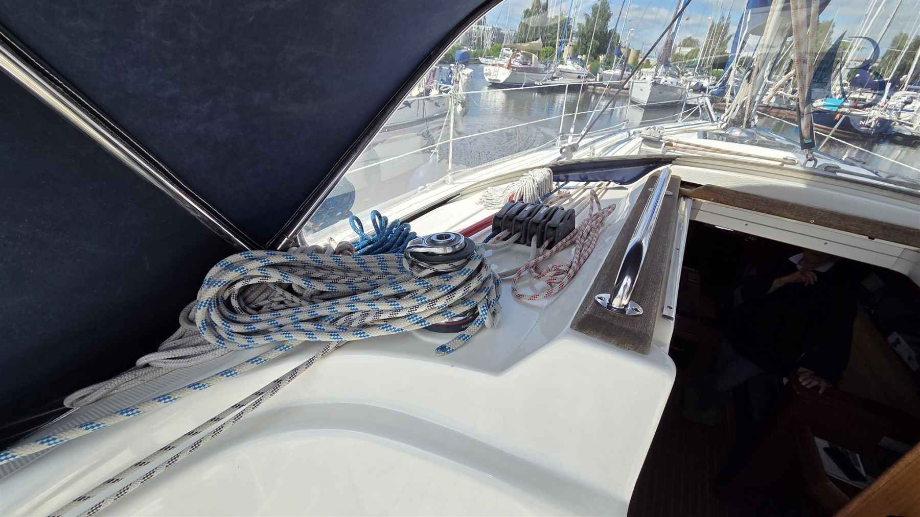 Motorboot Bavaria 36-2