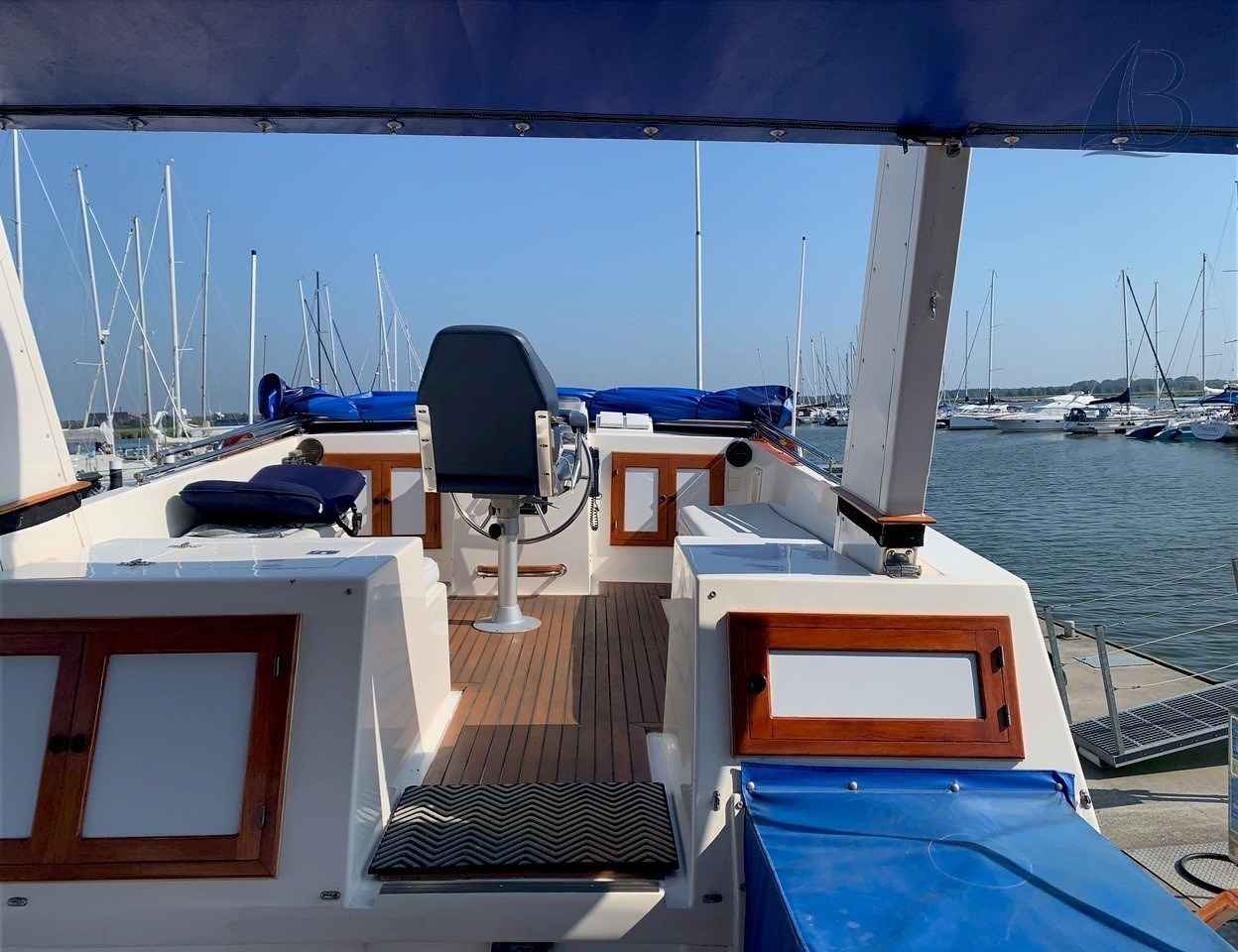 Motorboot Phuket Trawler 35