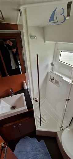 Motorboot Jeanneau Velasco 43f