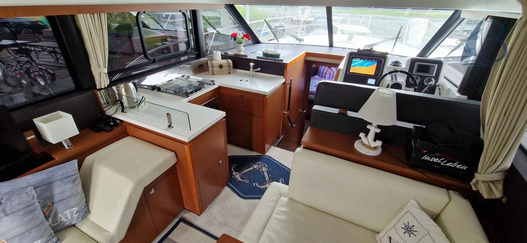 Motorboot Jeanneau Velasco 43f