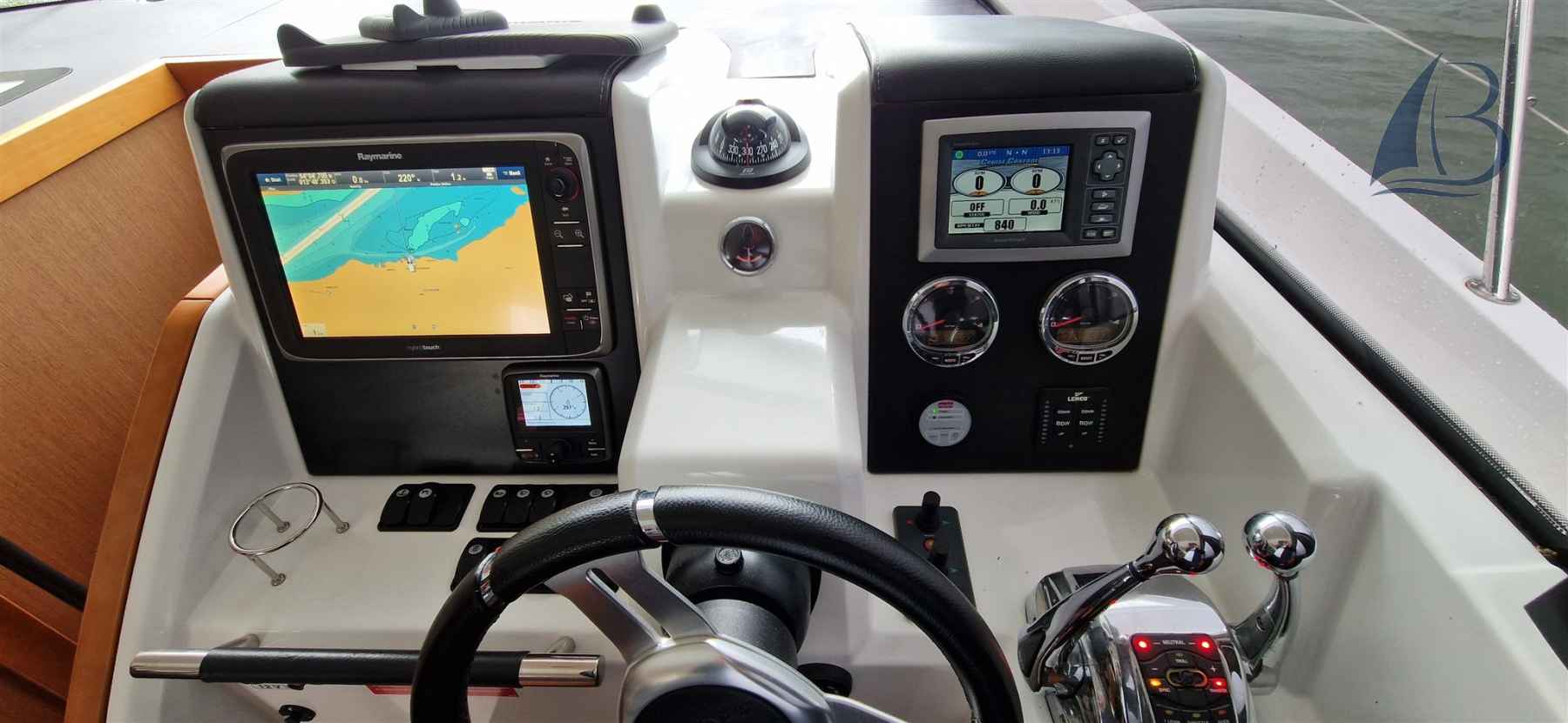 Motorboot Jeanneau Velasco 43f