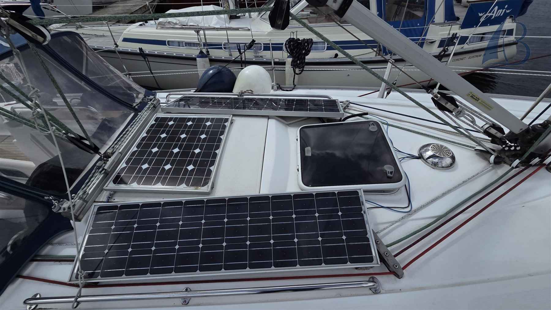 Motorboot Bavaria 36-2