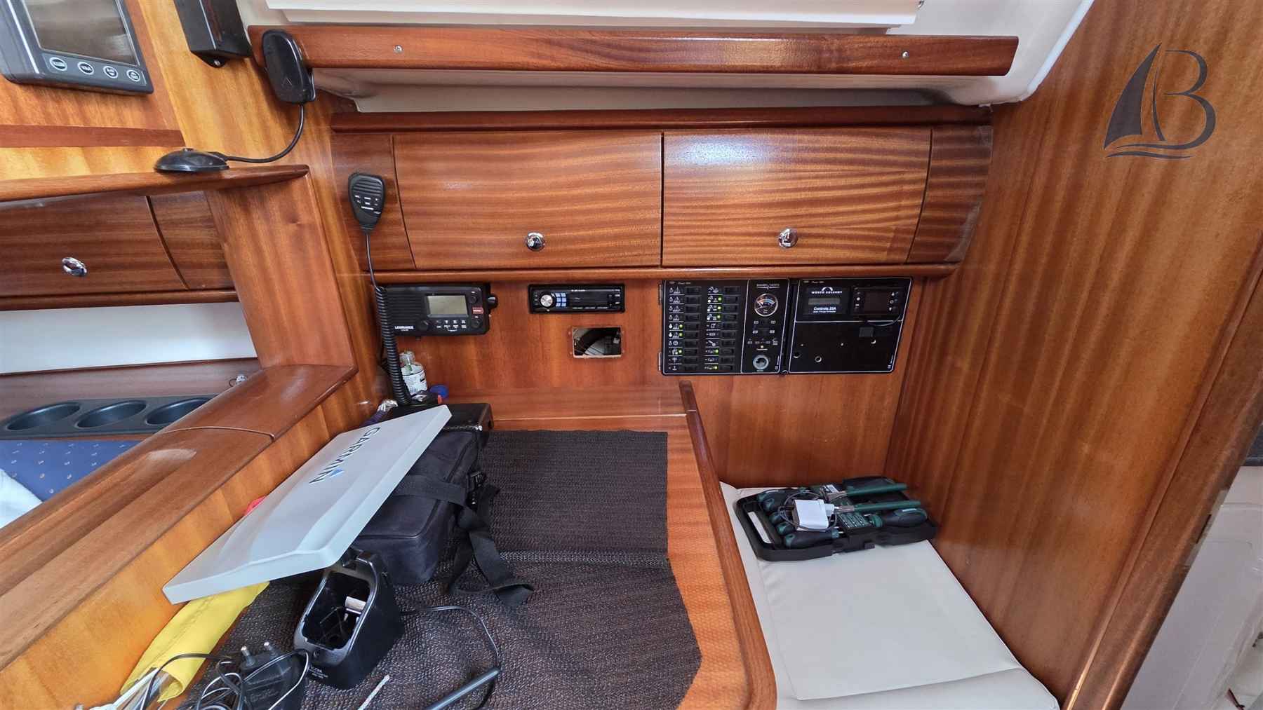 Motorboot Bavaria 36-2