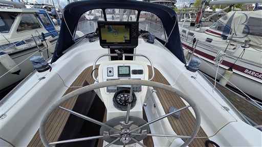 Motorboot Bavaria 36-2