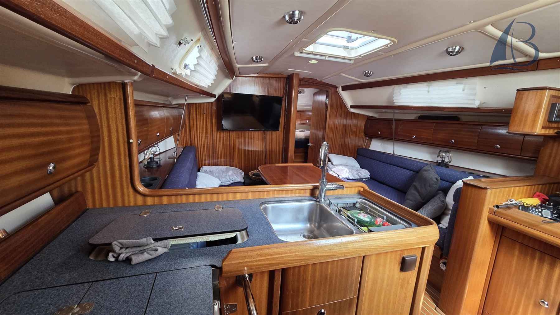 Motorboot Bavaria 36-2
