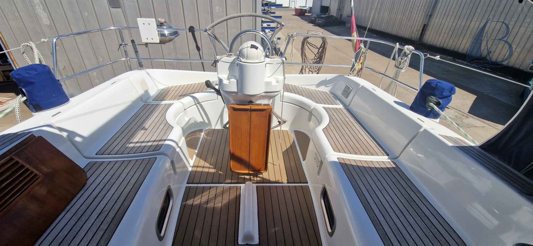 Motorboot Beneteau Oceanis 361 Lift Keel
