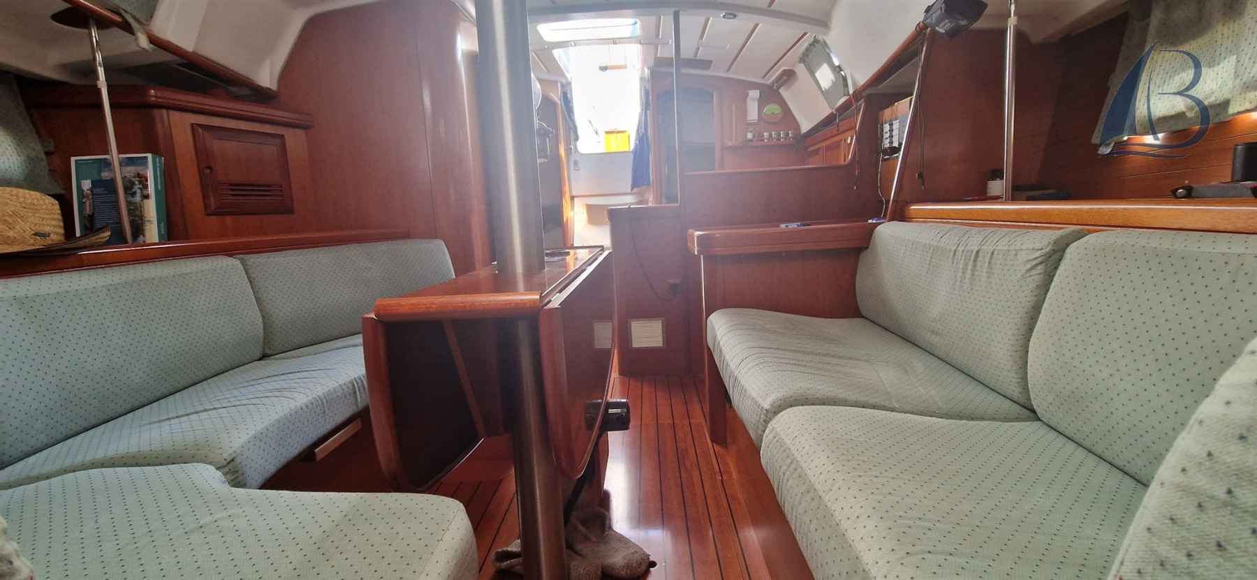 Motorboot Beneteau Oceanis 361 Lift Keel