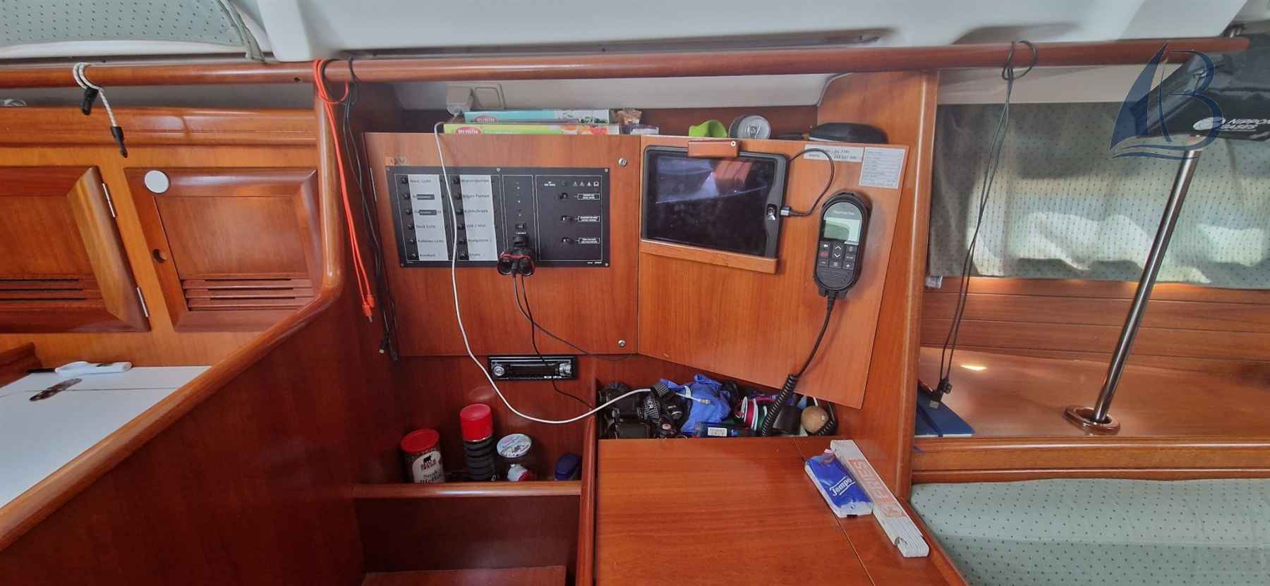 Motorboot Beneteau Oceanis 361 Lift Keel