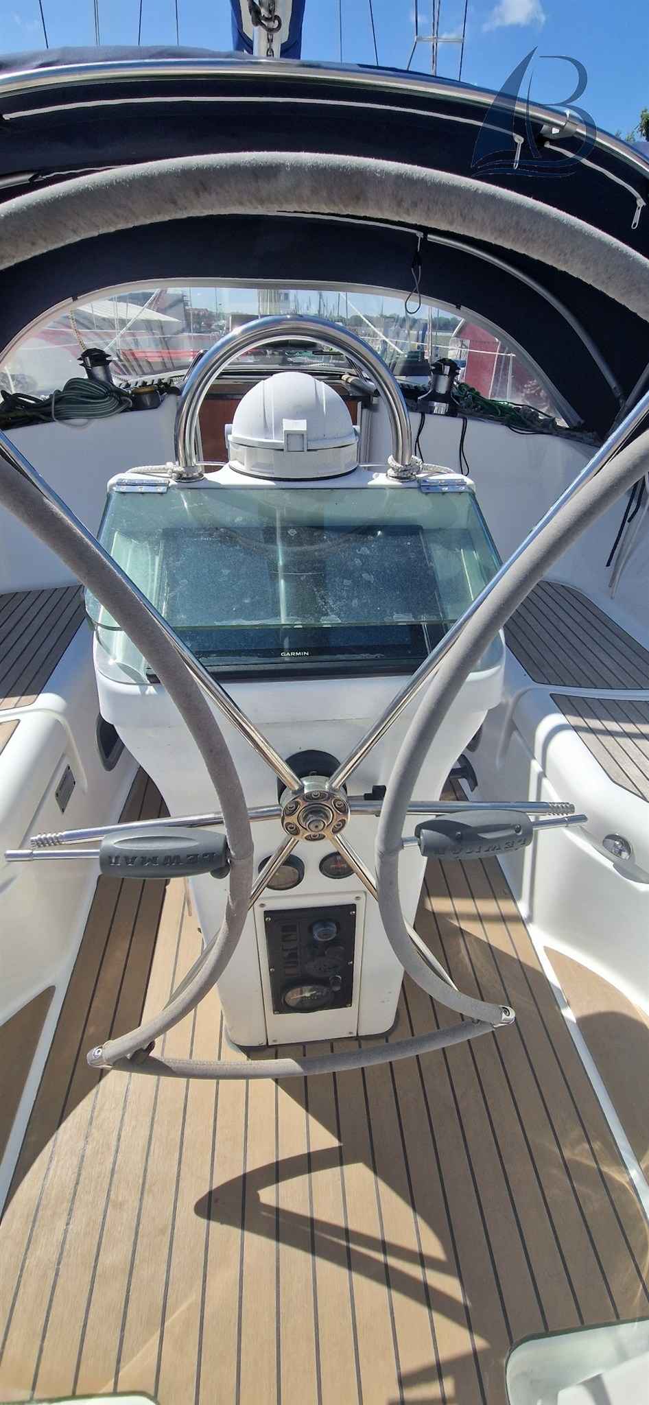 Motorboot Beneteau Oceanis 361 Lift Keel