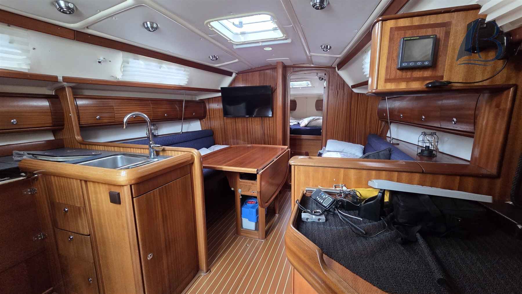 Motorboot Bavaria 36-2