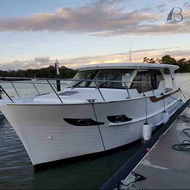 Motorboot Baltic Integrity 380 Sx