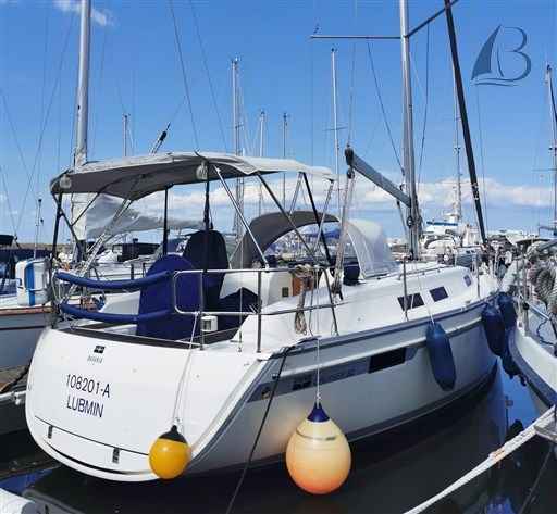 Motorboot Bavaria Cruiser 32 Short Keel