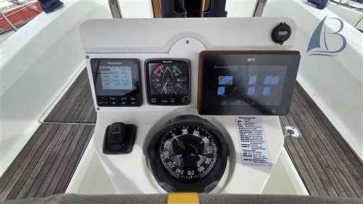 Motorboot Bavaria Cruiser 32 Short Keel