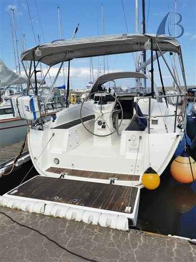 Motorboot Bavaria Cruiser 32 Short Keel