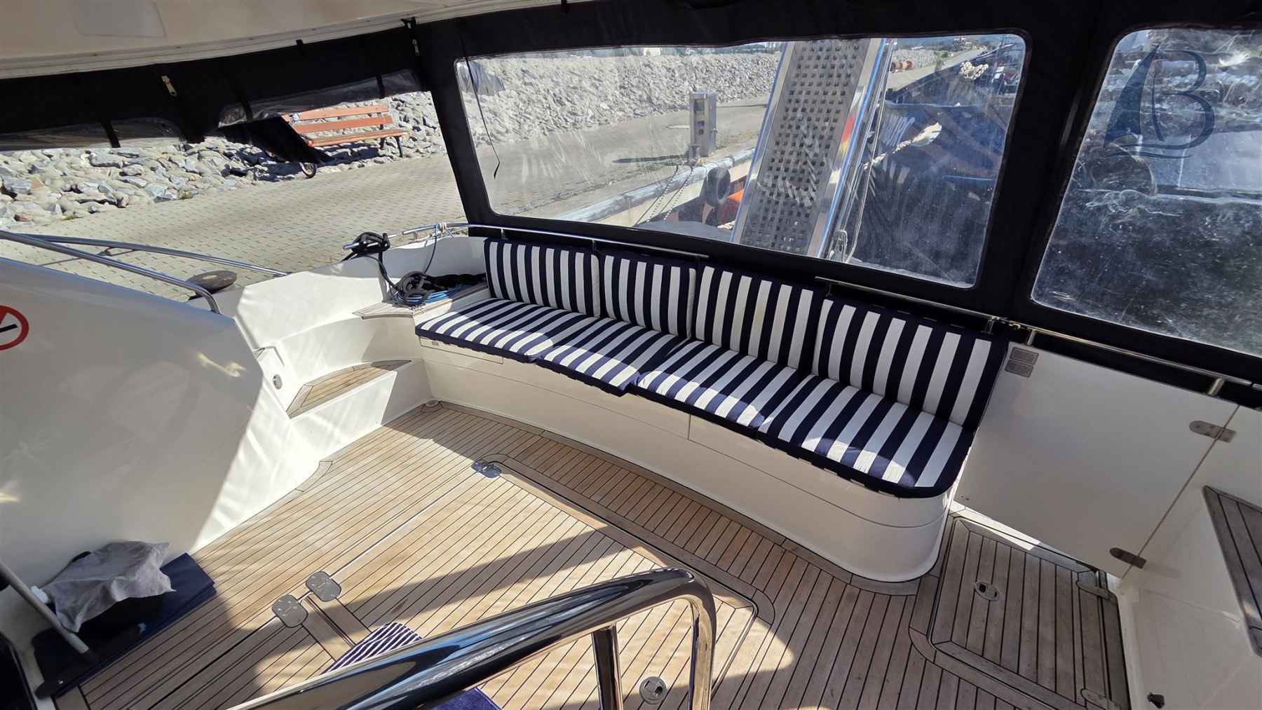 Motorboot Fairline Phantom 46