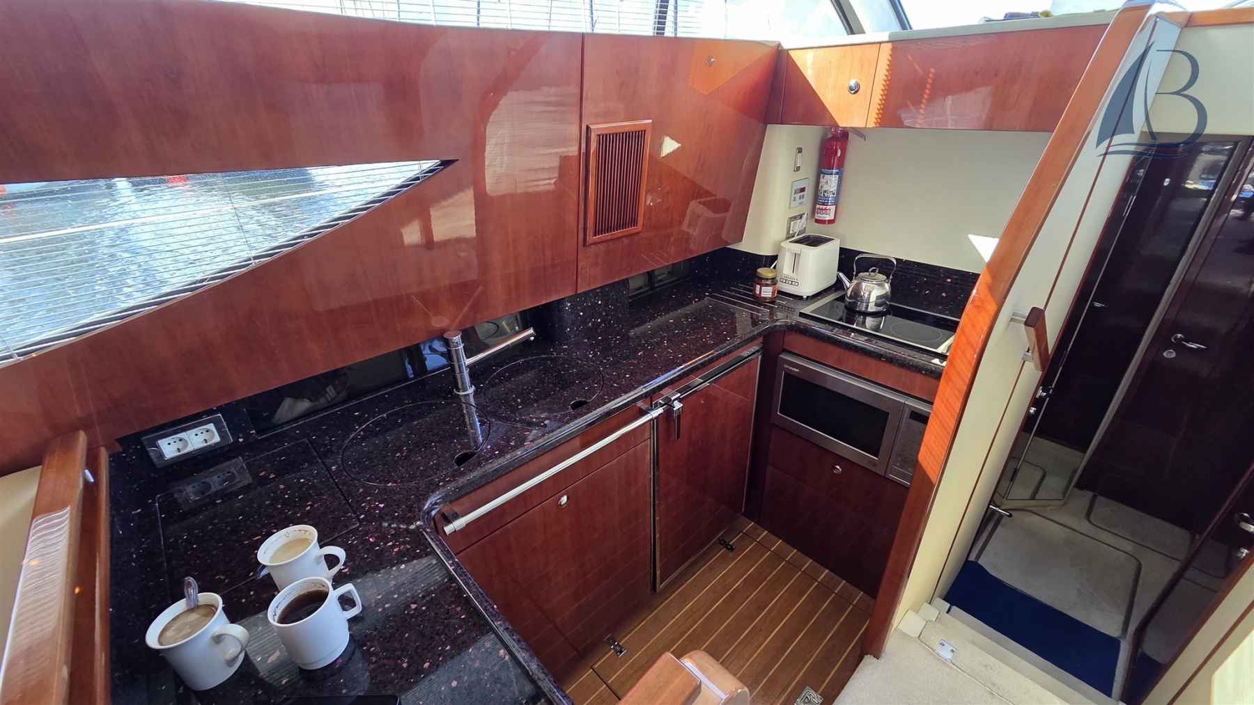 Motorboot Fairline Phantom 46