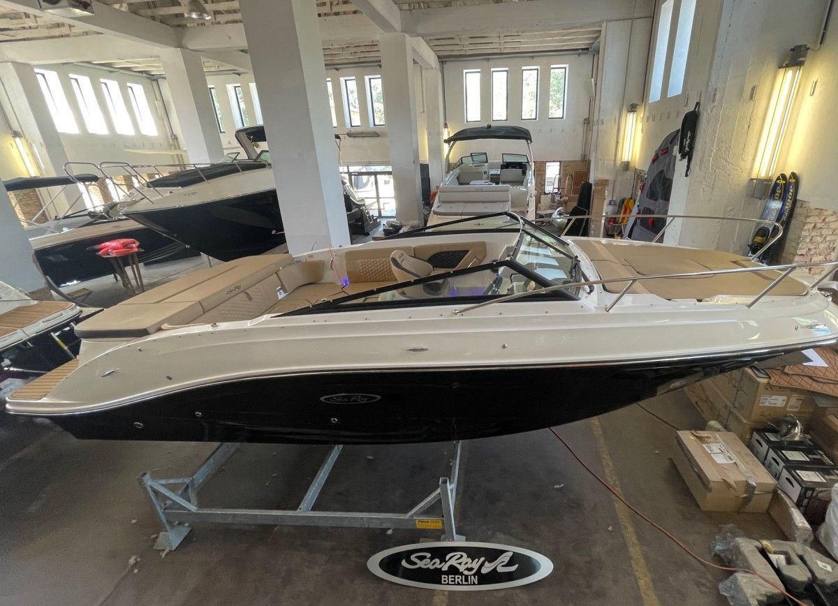 Motorboot Sea Ray 230 Sun Sport