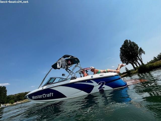 Motorboot MASTERCRAFT X2 - MODELL: 2011