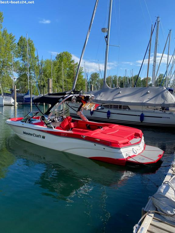 Motorboot MASTERCRAFT XT25 - 2019