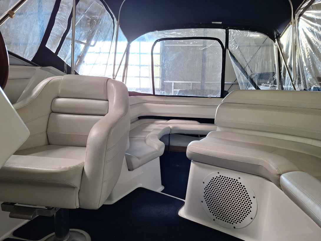 Motorboot Doral 270 SC