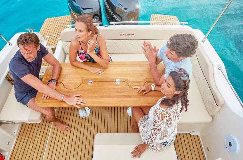 Motorboot Quicksilver Activ 875 Sundeck