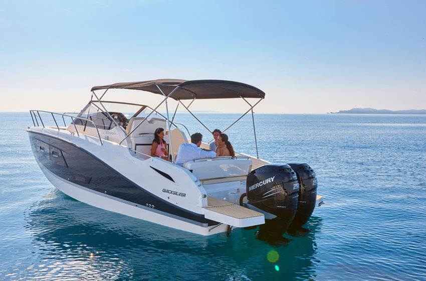 Motorboot Quicksilver Activ 875 Sundeck