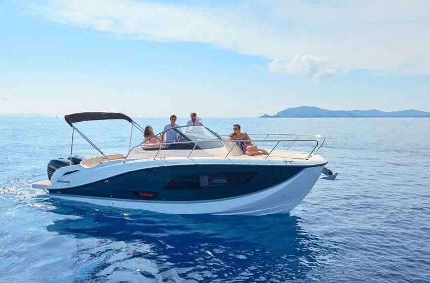 Motorboot Quicksilver Activ 875 Sundeck