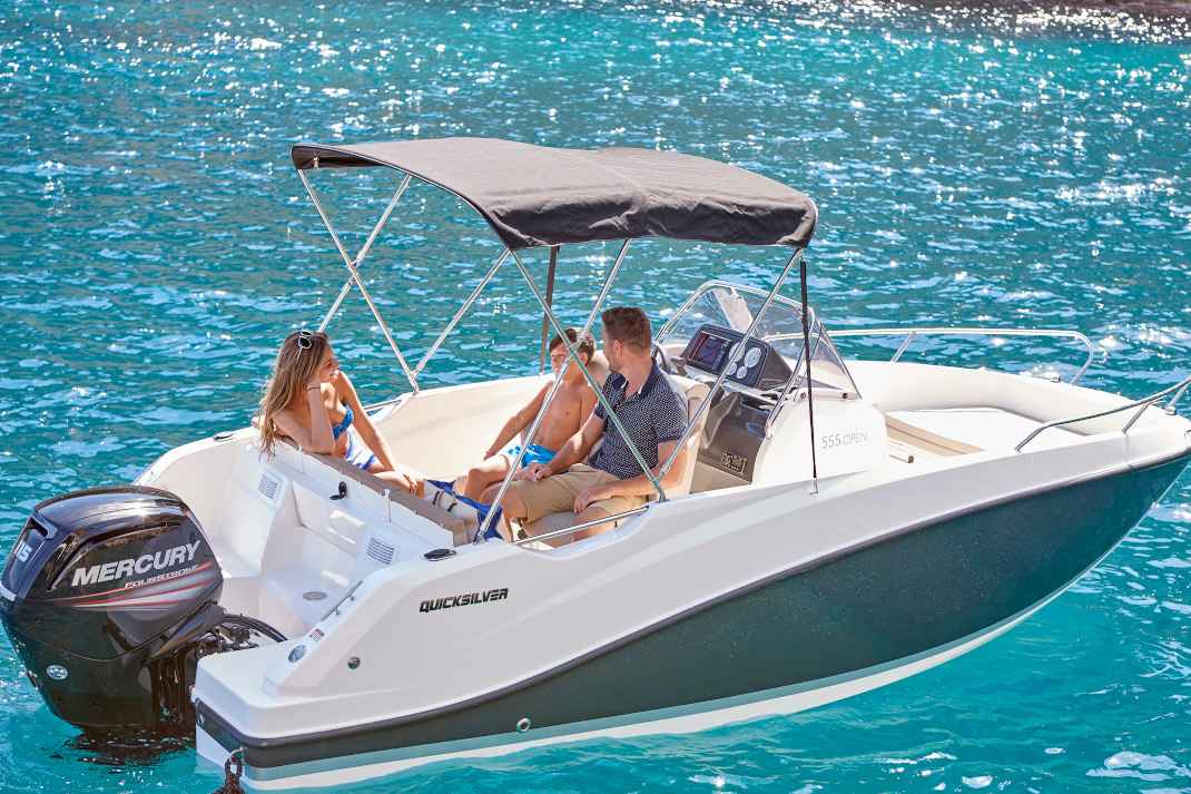Motorboot Quicksilver 755 Sundeck