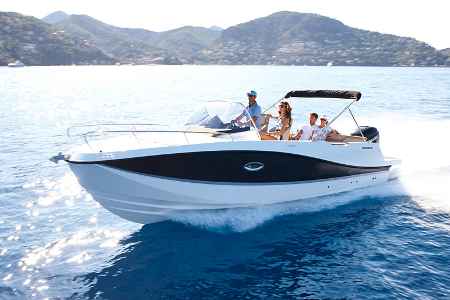 Motorboot Quicksilver 755 Sundeck
