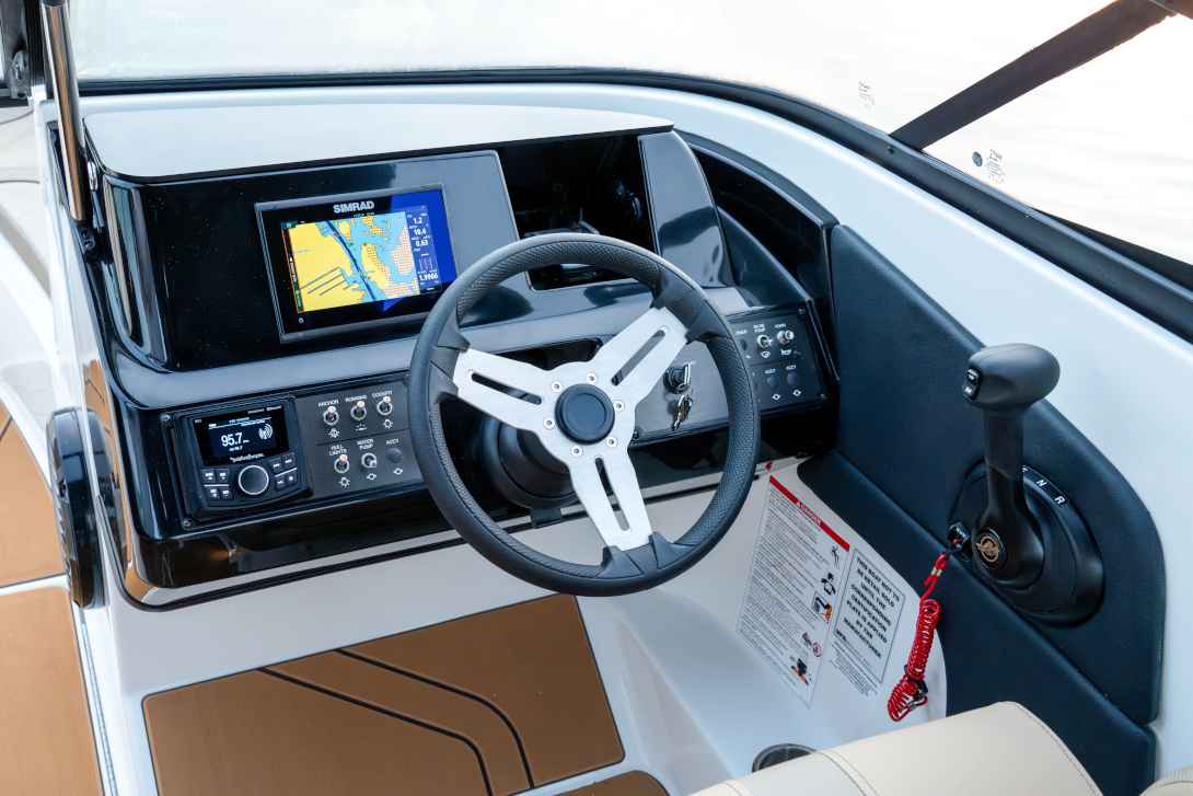 Motorboot Bayliner V20