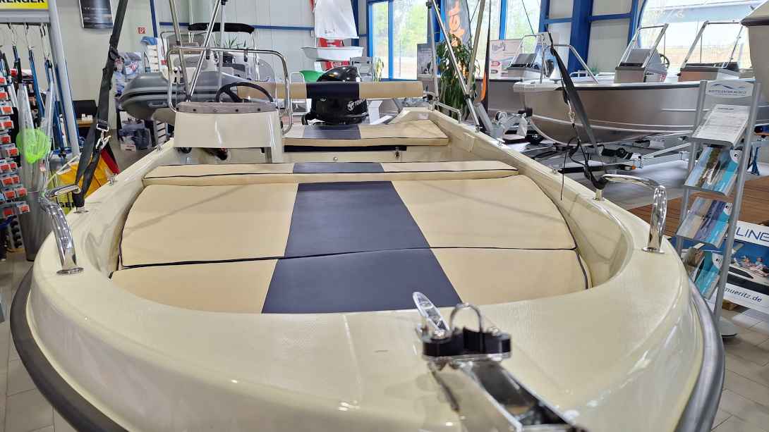 Motorboot bootscenter-mueritz Inka 430