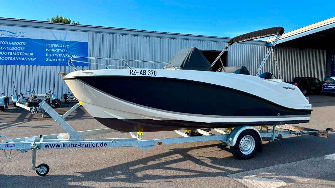 Motorboot Quicksilver 555 Open