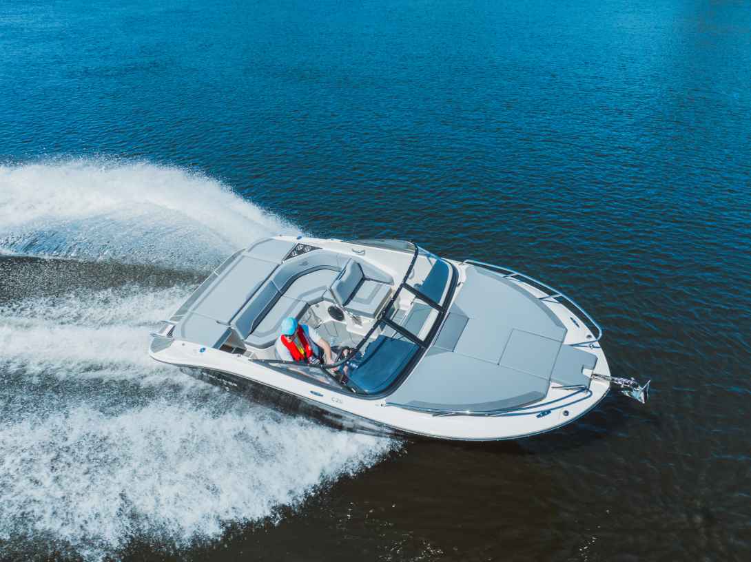 Motorboot Bayliner C21i
