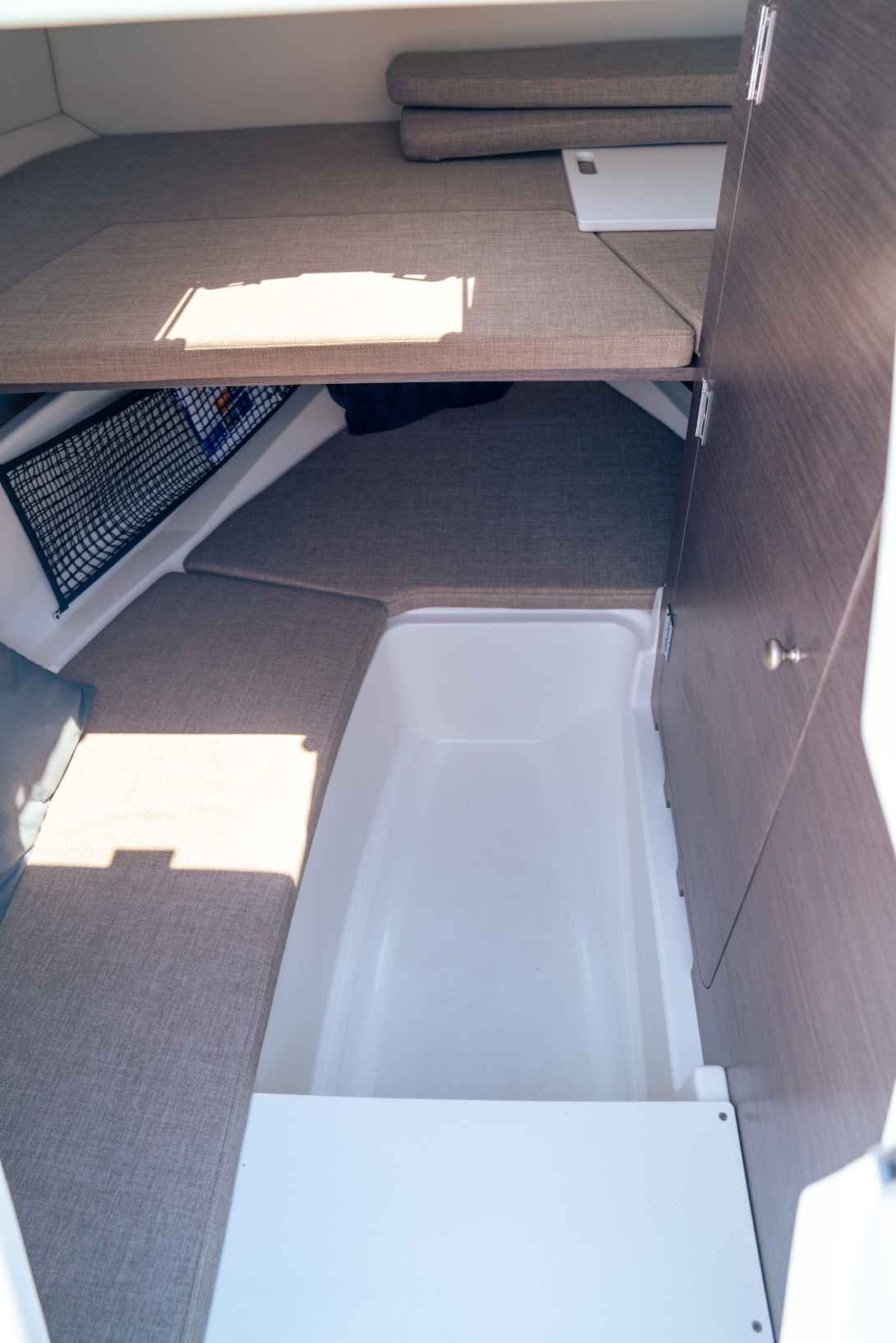 Motorboot Bayliner VR6 Cuddy IB mit MerCruiser