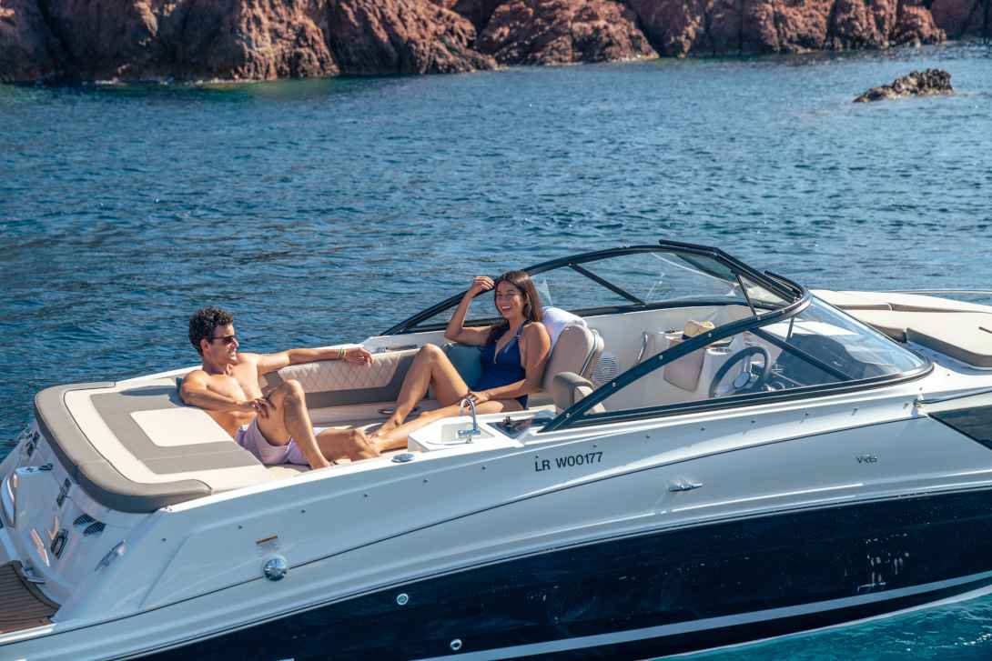 Motorboot Bayliner VR6 Cuddy IB mit MerCruiser