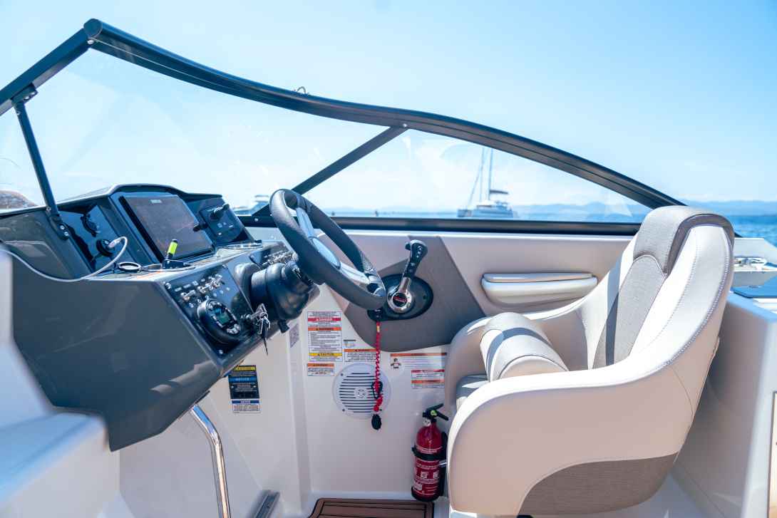 Motorboot Bayliner VR6 Cuddy IB mit MerCruiser