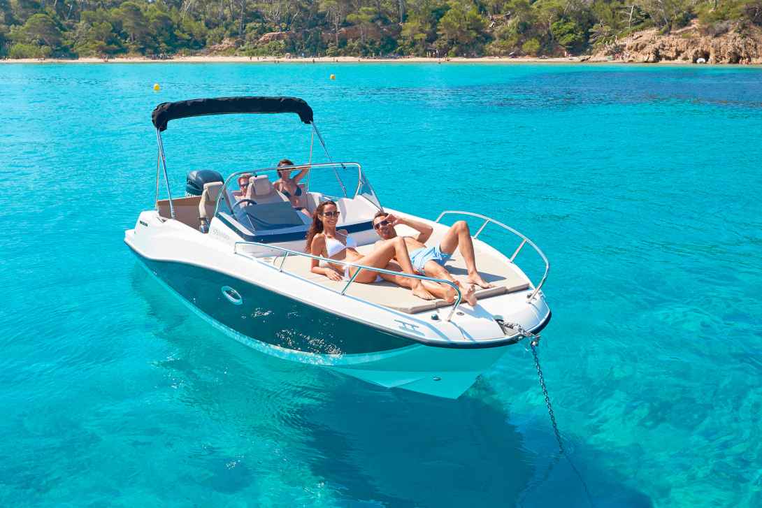 Motorboot Quicksilver Activ 675 Sundeck