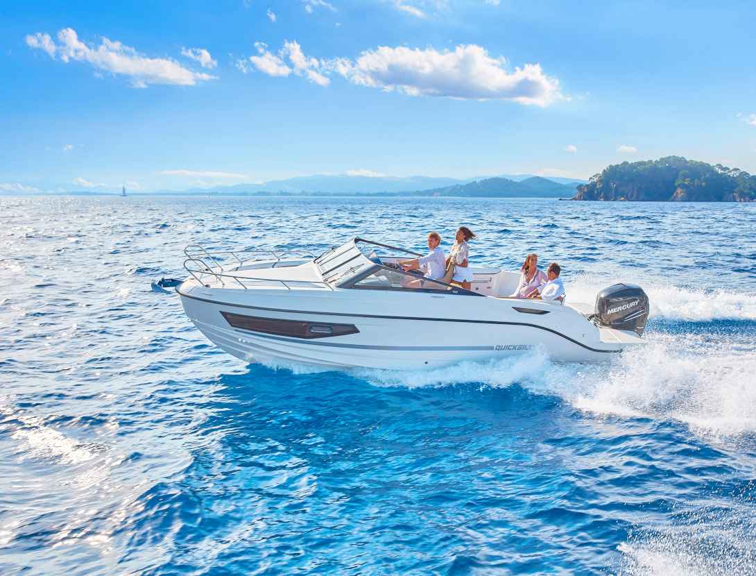 Motorboot Quicksilver Activ 755 Cruiser