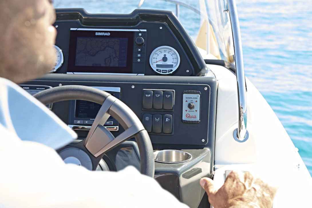 Motorboot Quicksilver Activ 755 Sundeck
