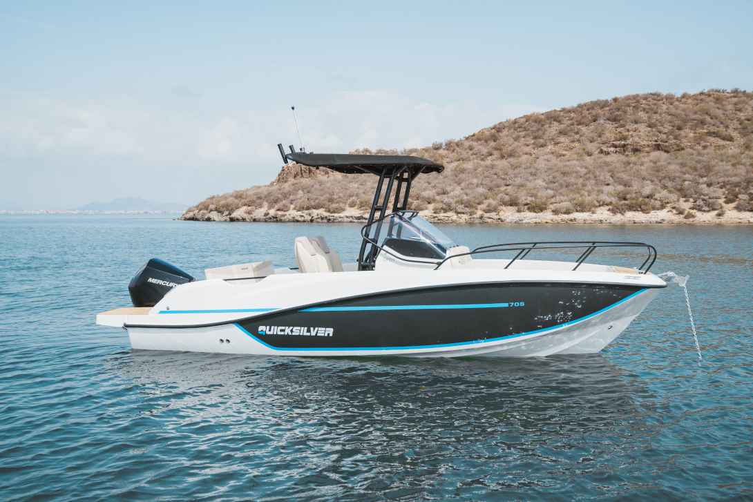 Motorboot Quicksilver Activ 705 Open