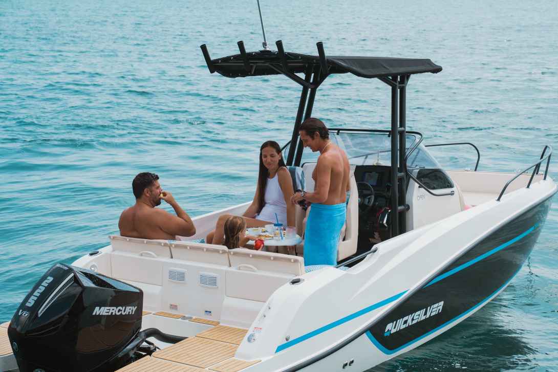 Motorboot Quicksilver Activ 705 Open