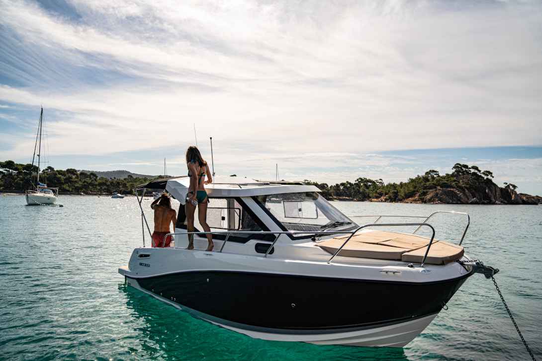 Motorboot Quicksilver Activ 705 Weekend