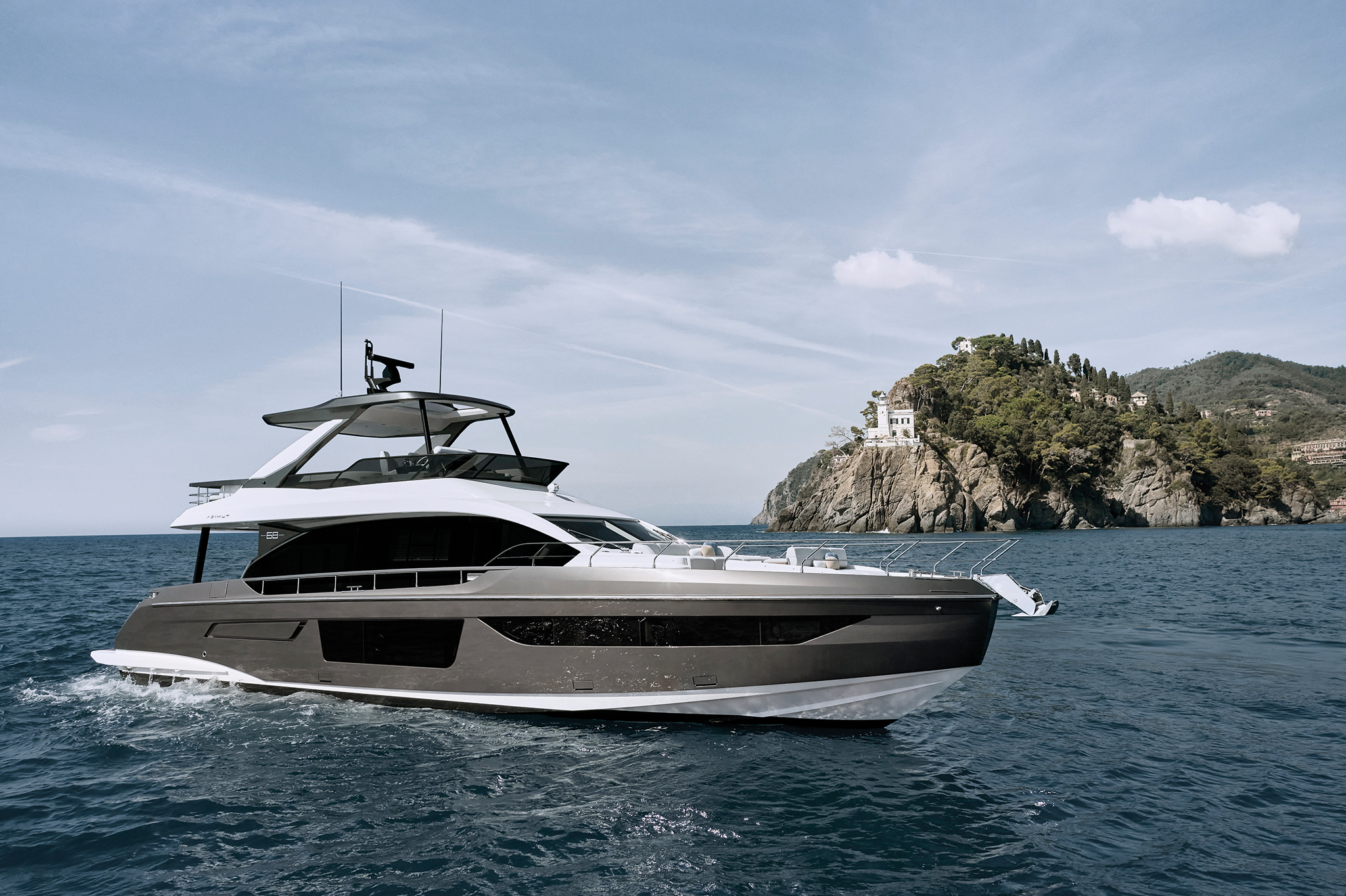 Motorboot Azimut 68 FLY