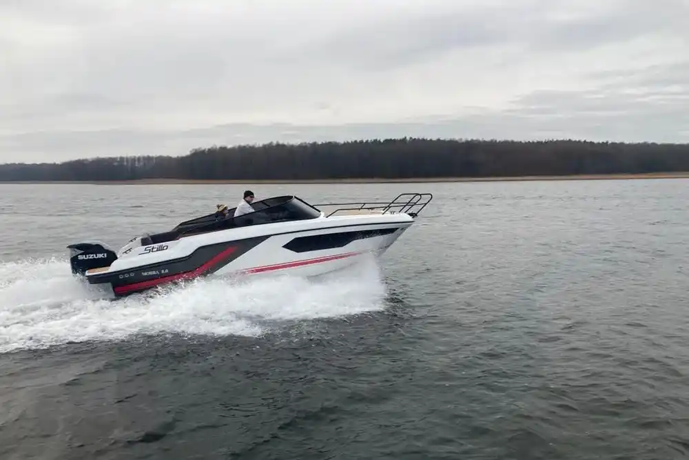 Motorboot IMPOL Yacht & Bootshandel Stillo 8.0