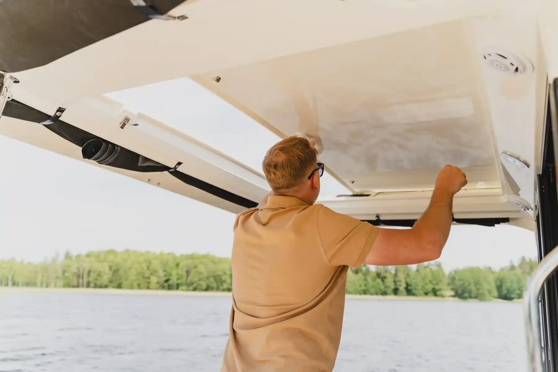 Motorboot IMPOL Yacht & Bootshandel SunCamper 31