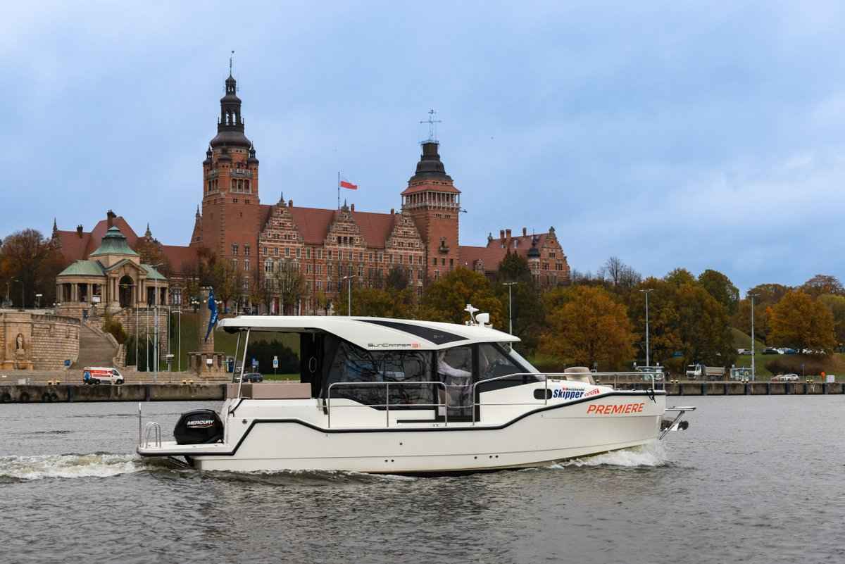 Motorboot IMPOL Yacht & Bootshandel SunCamper 31